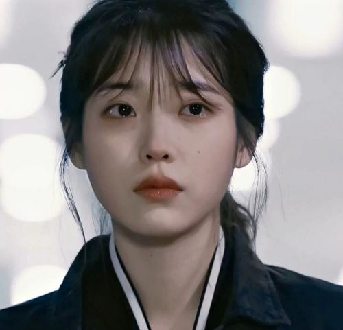 ins甜酷女生头像
