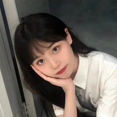 女生头像温柔是黑暗世界里永恒的光