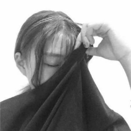 黑白超拽情侣头像男一张女一张,别在没我的地方想我