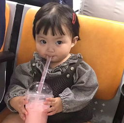 萌娃闺蜜头像
