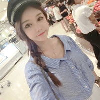 戴帽子女生头像