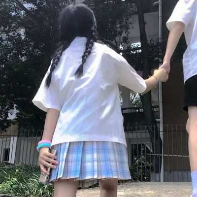 一对两张爱人不露脸头像