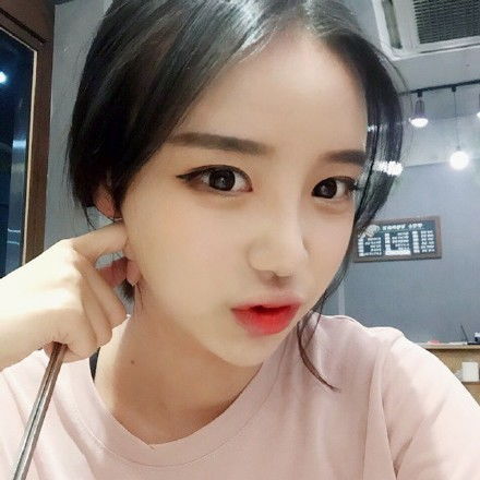 清新长发女神个性韩范自拍女头像就堆糖,美好生活研究所