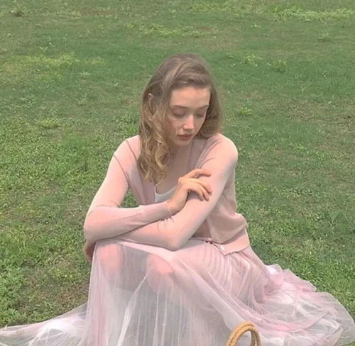 成熟自然真人头像女欧美