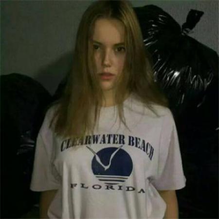 欧美高级感头像女孩