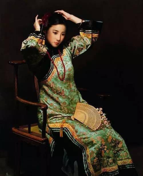 中国油画家画笔下的华夏古典美女,那份东方神韵,宛若古典的花