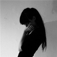 黑白女生伤感头像唯美女生黑白头像大全