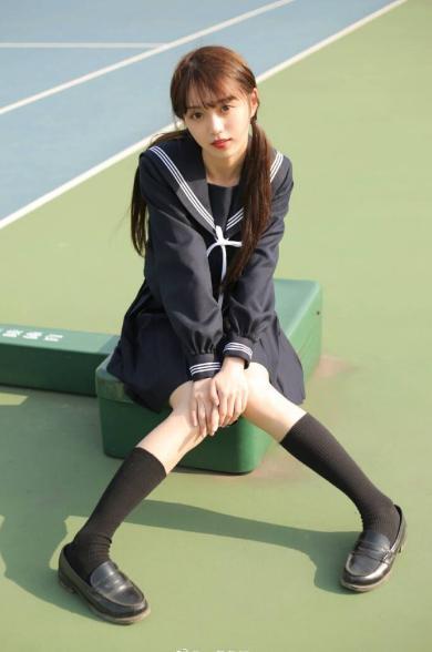 jk制服显高效果一流,部分女生为何还会发愁原来个子高有时也是种困扰