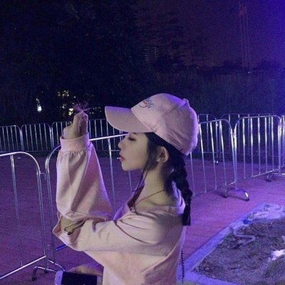 紫色系头像女生,这种颜色是不是很个性呀