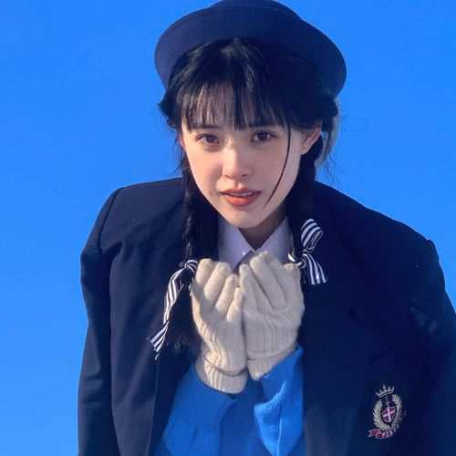 ins小众女生真人头像
