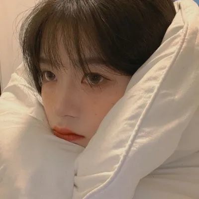 闺蜜头像就我所知,我一无所知.
