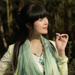 才华与容颜并致,看中国最具颜值的美女书画名家