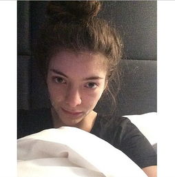 欧美女星拼素颜米兰达比基尼惊艳前汤嫂显老态
