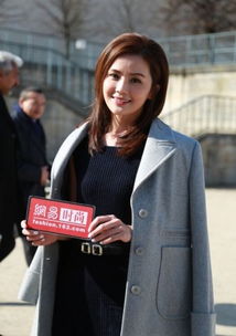 蔡卓妍惊艳亮相巴黎时装周优雅女人味吸睛