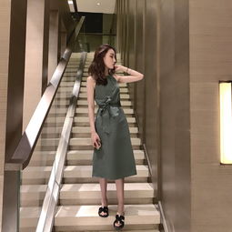 港风复古蝴蝶结绑带收腰连衣裙夏季挂脖吊带裙露肩长裙中纺服饰v151四季星座网