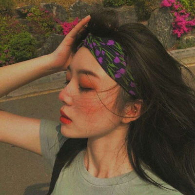 高冷伤感女头像好看的头像女霸气冷酷无情丧