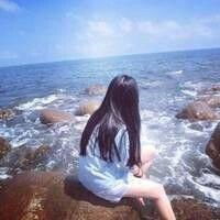 面朝大海背影女生头像微信头像图片大全