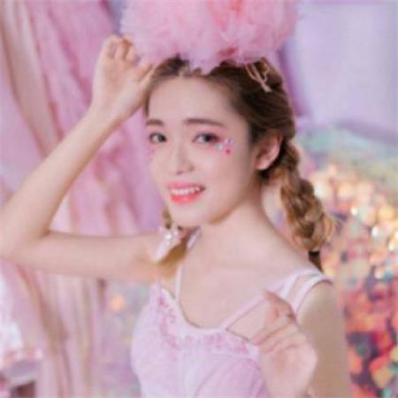 粉色闺蜜头像真人可爱