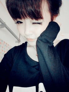 谁有好的qq皮肤帮我发过来