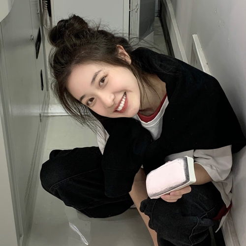 爱笑的女孩再见和日落的寓意都是未完待续