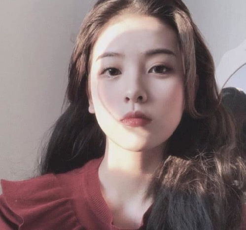 女生头像干净真人正脸