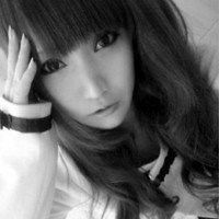 qq头像女黑白伤感头像哭泣