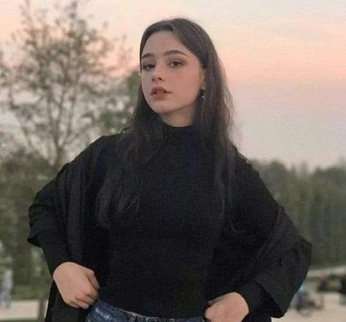 女生频繁有这3种表现,摆明是喜欢你,小哥哥珍惜吧