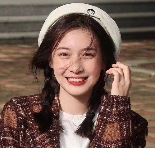 有哪些看起来温柔却不能高攀的头像